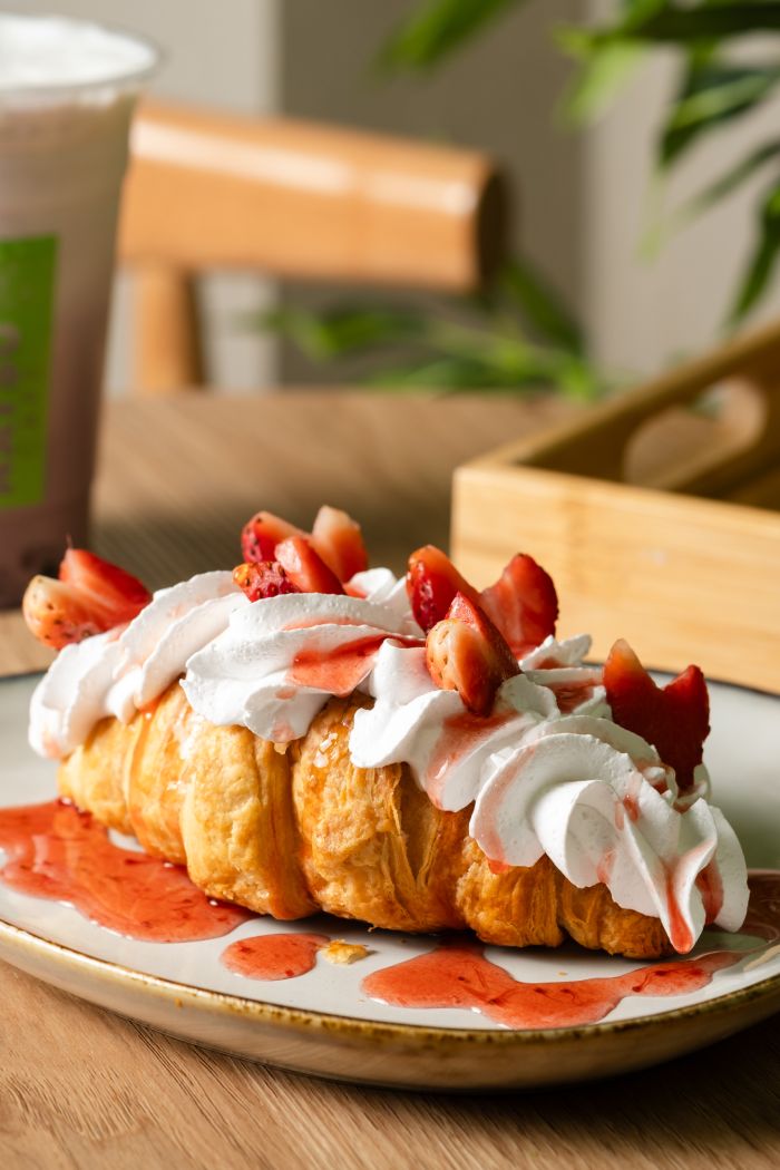 Natsu Cafe strawberry croissant